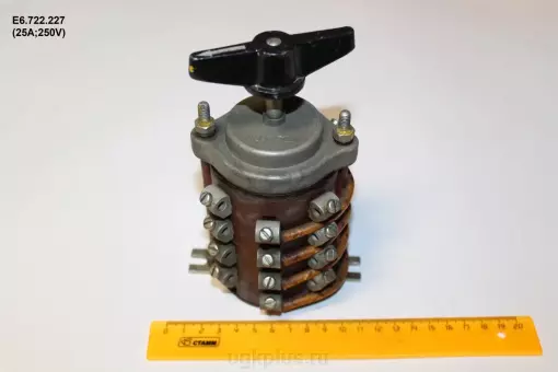 Е6.722.227 (25А;250V)